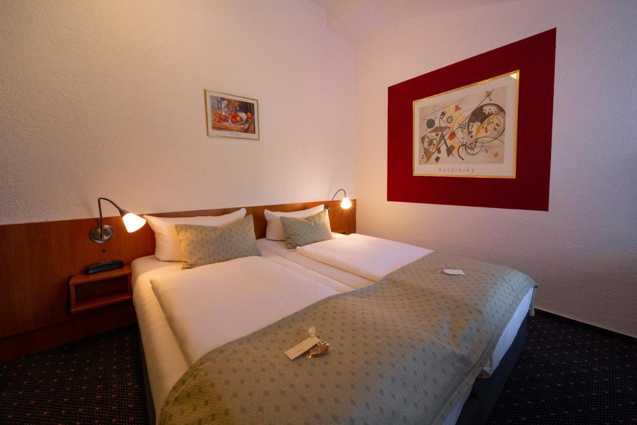 Parkhotel Obertshausen Eksteriør billede
